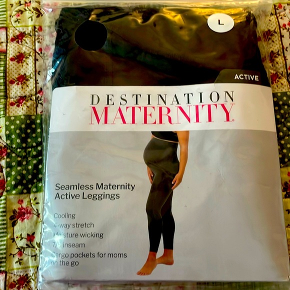 Destination Maternity black leggings Cooling 4way stretch Cargo pocket NEW SZ L - Picture 1 of 5